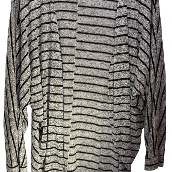 Olivia Rae Open Front Long Cardigan Striped Gray And Black Stripes - Picture 4 of 8